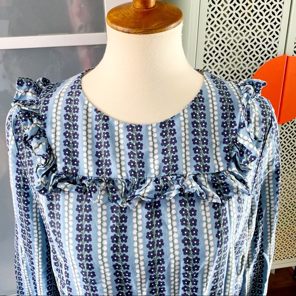 Boden Effie Blouse in Heritage Blue Floral Trellis - Picture 3 of 7